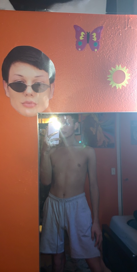 Leaked aaronmuaa header onlyfans leaked
