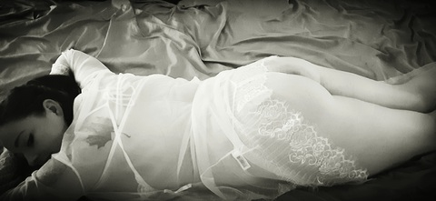 Leaked airel.morningstar21 header onlyfans leaked