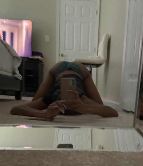 Leaked anaismarie header onlyfans leaked
