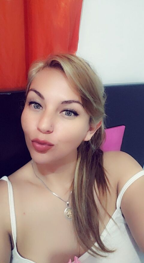 Leaked andreitatorres header onlyfans leaked