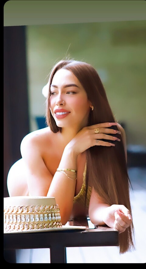 Leaked aprilhei_love header onlyfans leaked