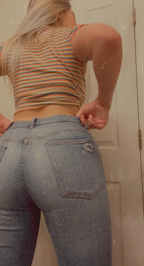Leaked arieladdison header onlyfans leaked