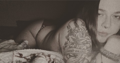 Leaked averiimarie header onlyfans leaked