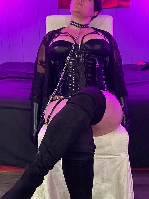 Leaked bedroomforthree header onlyfans leaked