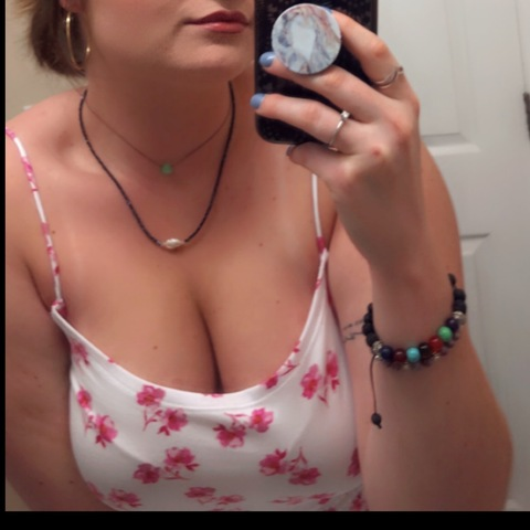 Leaked bella-wood header onlyfans leaked