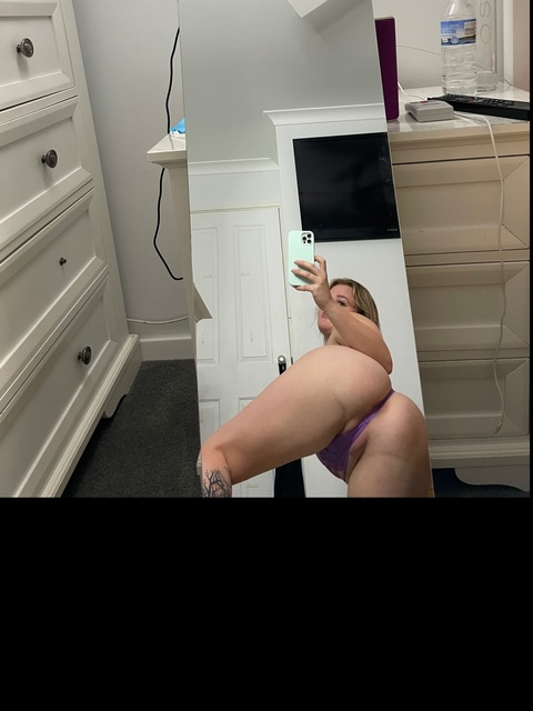 Leaked biggassonlyy header onlyfans leaked