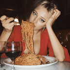 Leaked carolinevreeland onlyfans leaked