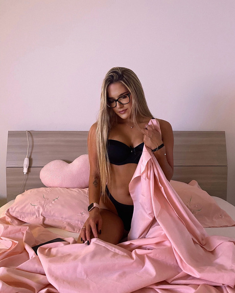 Leaked chiaraargenti02 header onlyfans leaked