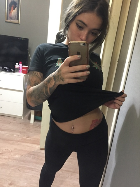 Leaked coralie20 header onlyfans leaked