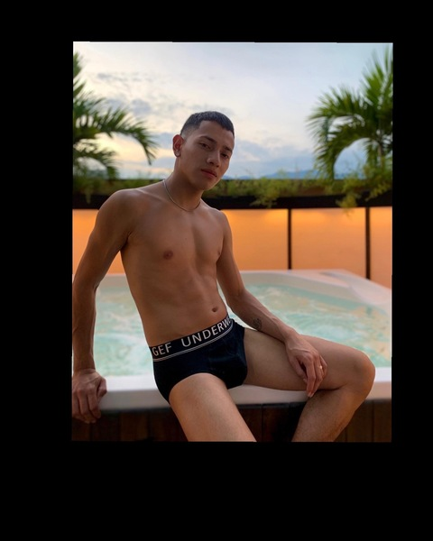 Leaked danielgonz118 header onlyfans leaked