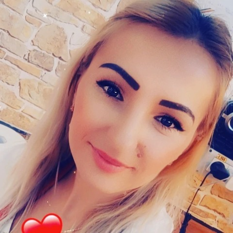 Leaked danyela28 header onlyfans leaked