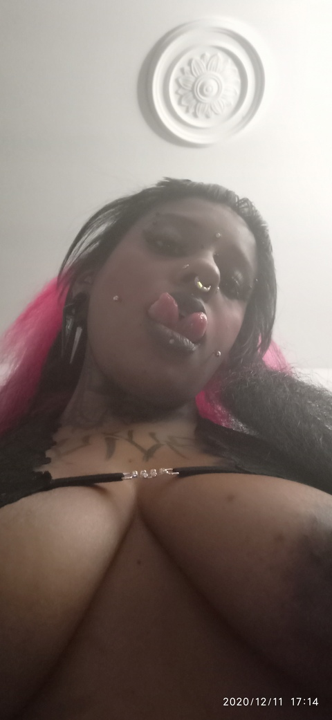 Leaked deadlyblackwitch header onlyfans leaked