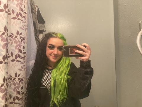 Leaked deadmothgirl header onlyfans leaked