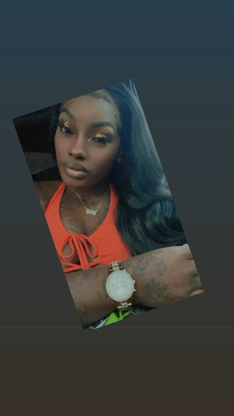 Leaked diamondlezz header onlyfans leaked