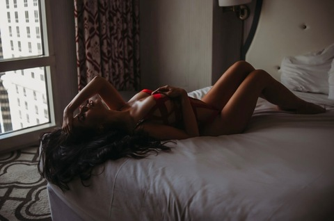 Leaked earthlyalien header onlyfans leaked