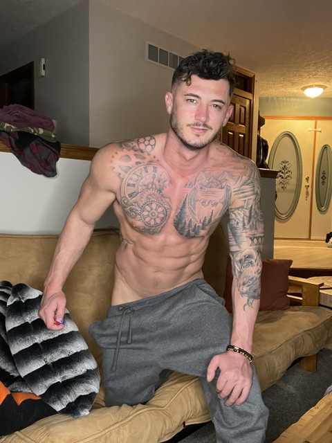 Leaked eastwood1000 header onlyfans leaked