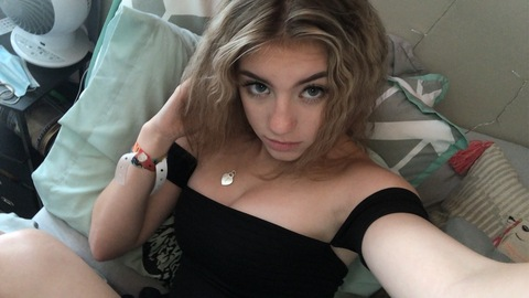 Leaked emmavpng header onlyfans leaked
