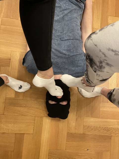 Leaked emprellie header onlyfans leaked