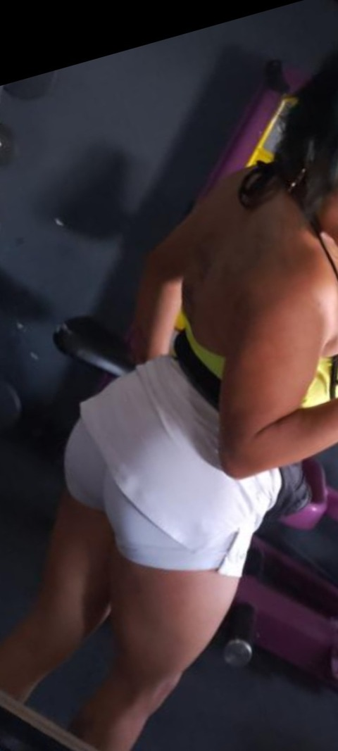 Leaked esmeraldarubi696 header onlyfans leaked
