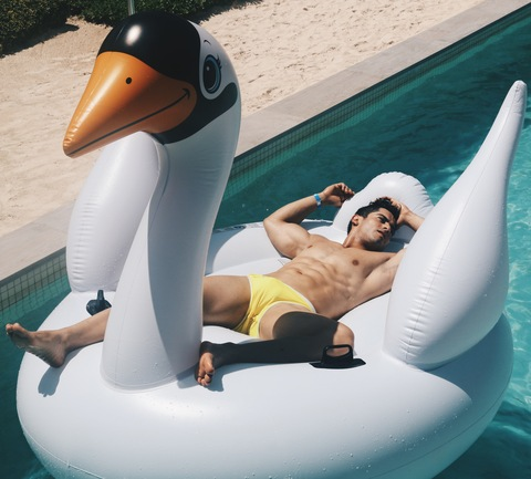 Leaked evanpeix_free header onlyfans leaked