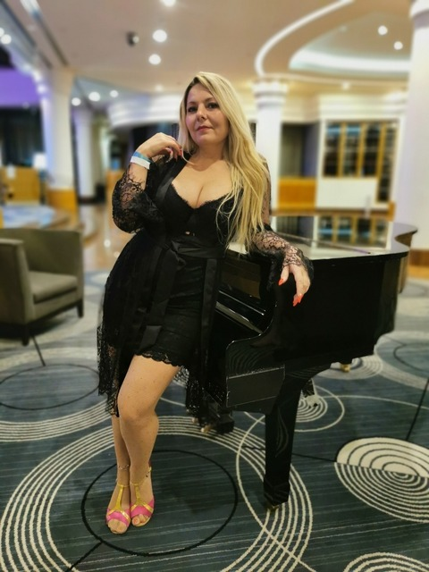 Leaked evelyna7 header onlyfans leaked