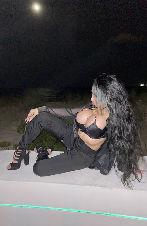 Leaked expanding_kaliyah header onlyfans leaked
