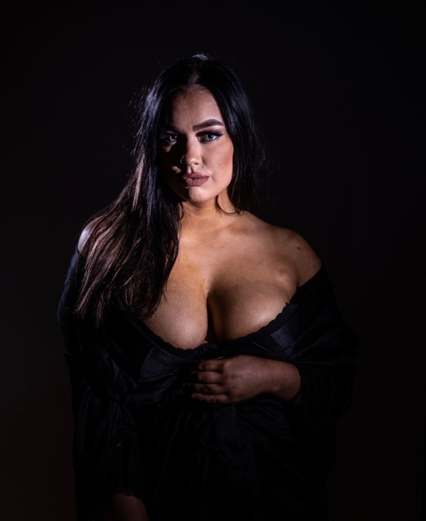 Leaked fannychristina header onlyfans leaked