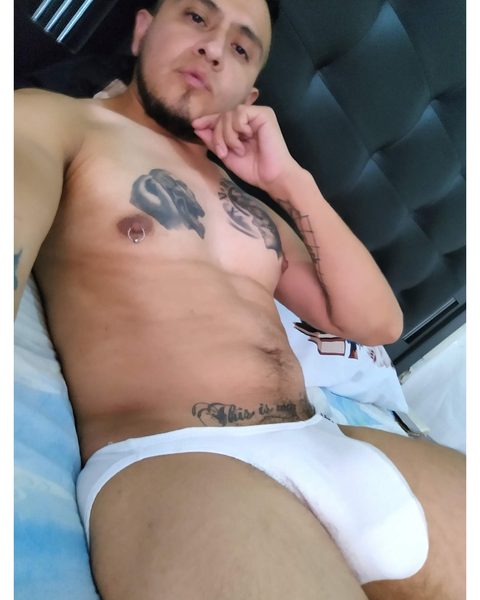 Leaked fernandoarellano32 header onlyfans leaked