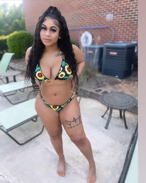 Leaked fineasskeey header onlyfans leaked