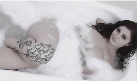 Leaked gianna101 header onlyfans leaked