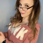 Leaked glassescutie24 onlyfans leaked