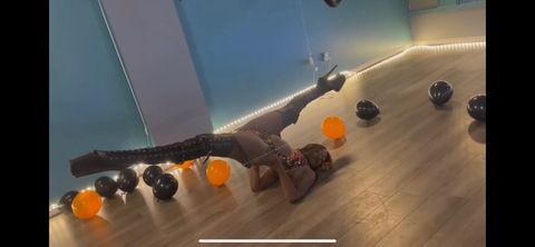 Leaked goddesswolfey header onlyfans leaked
