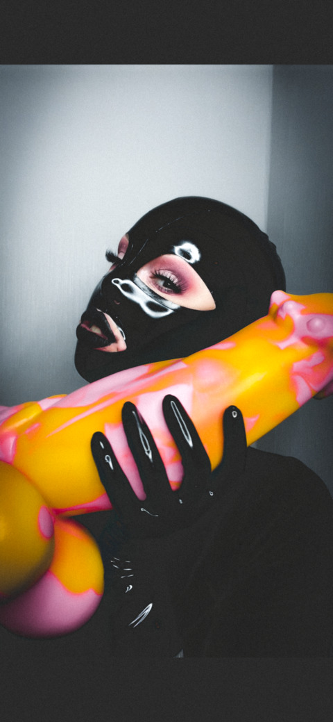 Leaked gwenethellis header onlyfans leaked