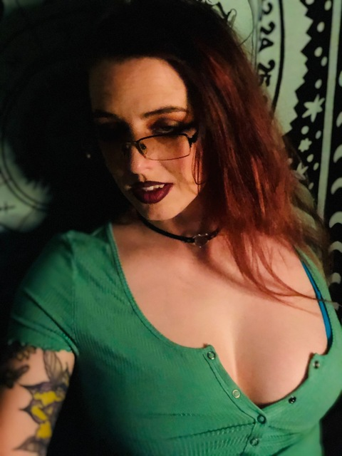 Leaked halloweenhotty header onlyfans leaked