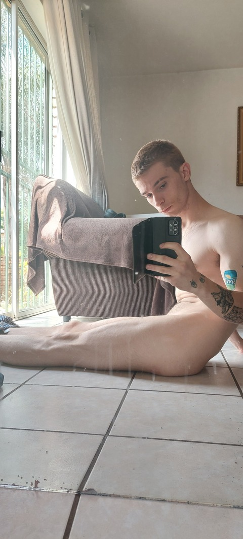 Leaked henningvz99 header onlyfans leaked