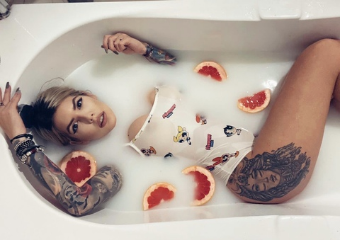 Leaked iam_aalexaa header onlyfans leaked