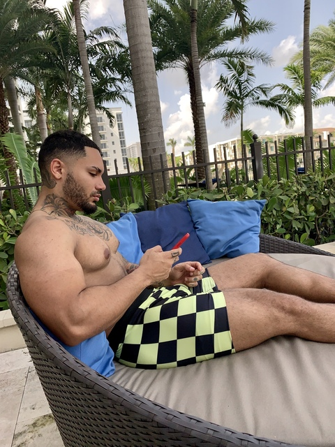 Leaked itslouisrosa35 header onlyfans leaked