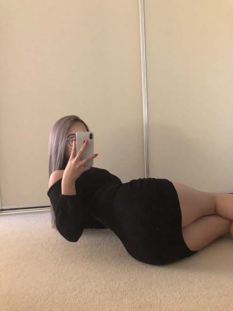 Leaked itsme_sally header onlyfans leaked