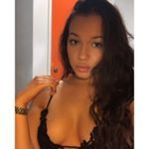 Leaked izzyinthemix header onlyfans leaked