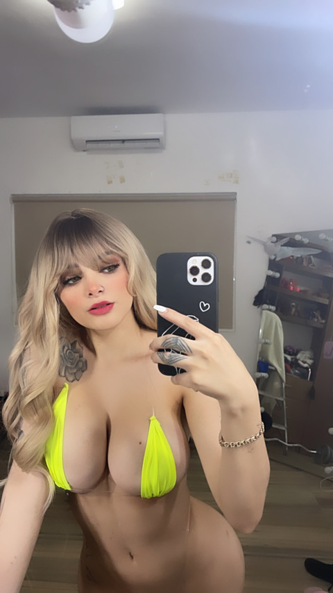 Leaked karelyruizoficial header onlyfans leaked