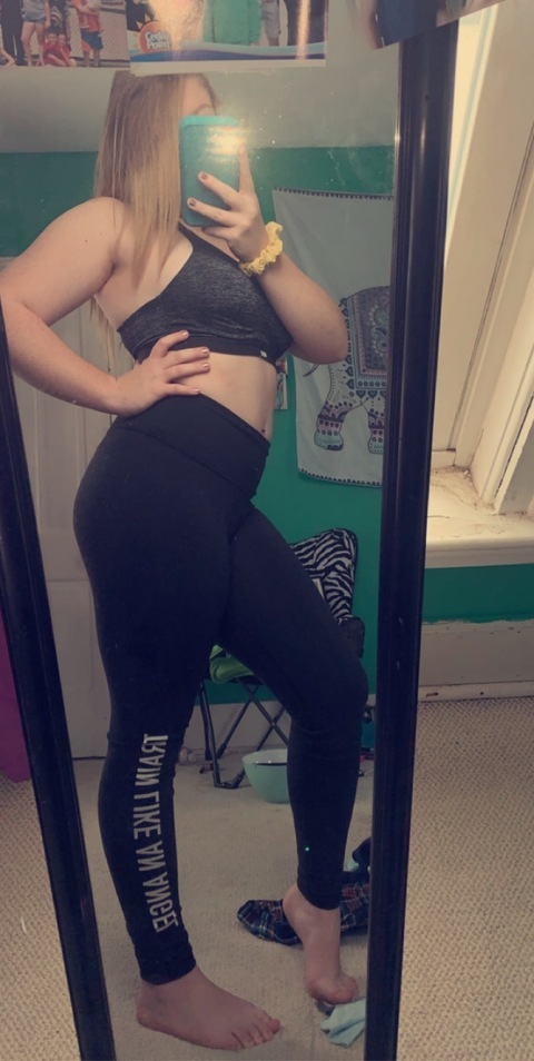 Leaked kayleabee123 header onlyfans leaked