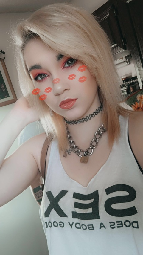 Leaked kiki_love22 header onlyfans leaked