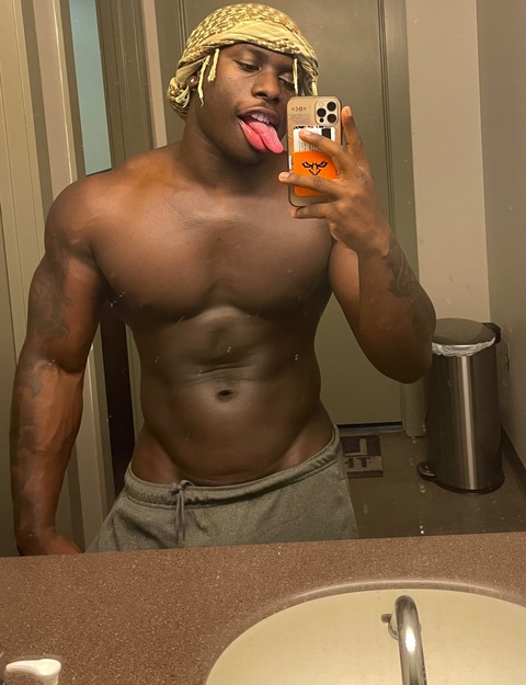 Leaked kinghendrx header onlyfans leaked