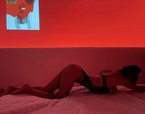 Leaked kylieerosee_21 header onlyfans leaked