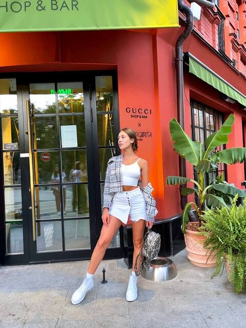 Leaked laurika header onlyfans leaked