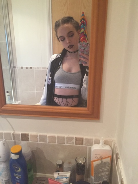 Leaked laz_babe header onlyfans leaked