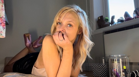 Leaked lindaaaamarieeee header onlyfans leaked