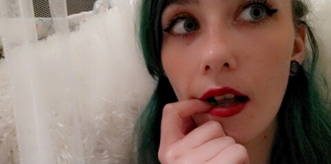 Leaked little_buggy_brat header onlyfans leaked