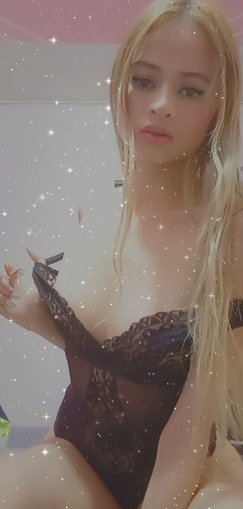 Leaked lorenauribe header onlyfans leaked