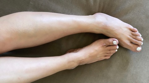 Leaked lovemyfeetandworshipme header onlyfans leaked
